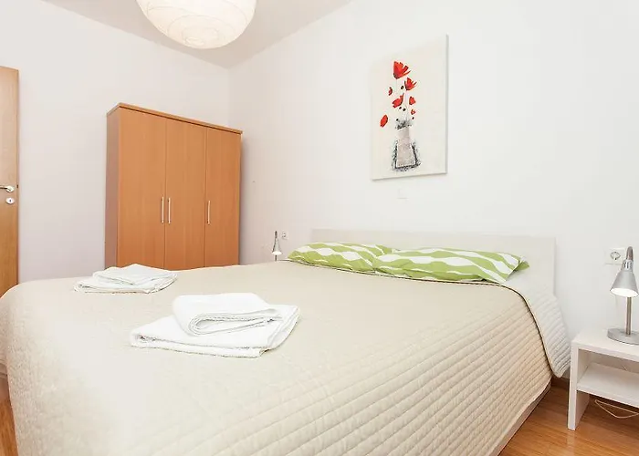 Kuvi Apartments