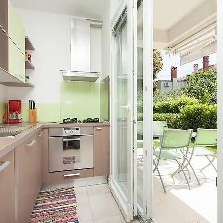 Kuvi Apartments Rovinj Exterior photo