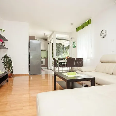 Kuvi Apartments Rovinj Exterior photo